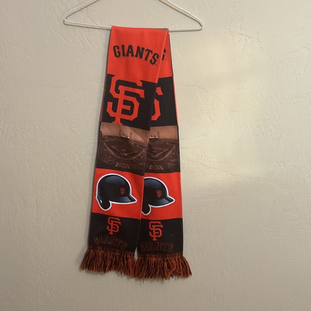Forever Collectibles Giants Orange and Black Fan Scarf